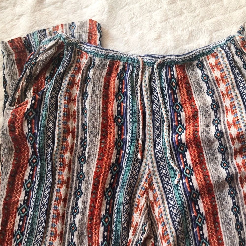 3/$10 Gauzy drawstring palazzo pants